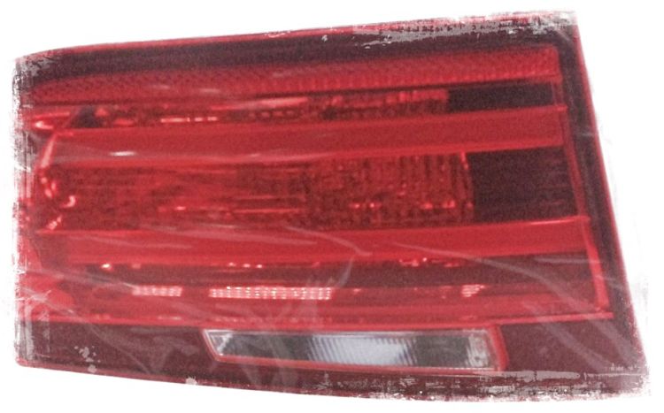 Original BMW Rear light in trunk lid, left  (63217372793)