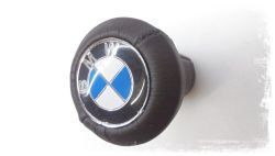 LEATHER AND PLASTIC GEAR SHIFT KNOB BMW Logo