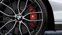 Original BMW Retrofit kit for Sport brakes, red M Performance (34112450468)