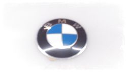 Plaquita BMW con lámina adhesiva D=64,5mm (36131181080)